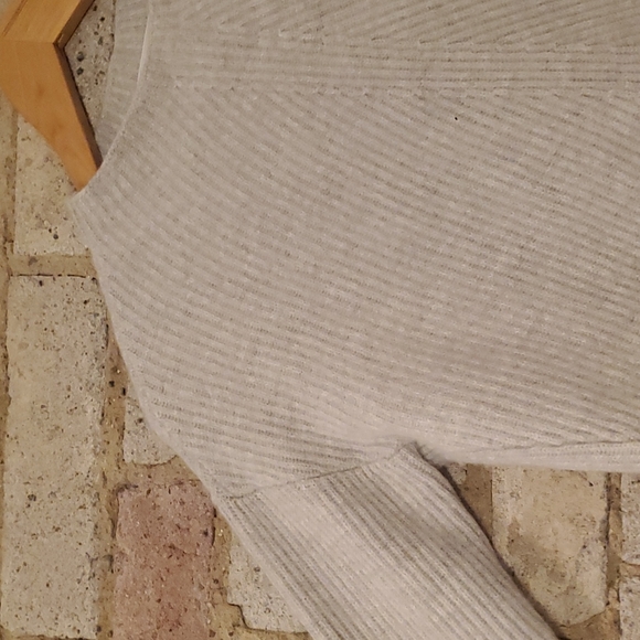 Women's Babaton Heather Grey, Mock Neck Sweater. Size XS. - Picture 2 of 4